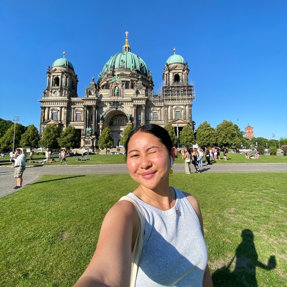 Meet your Posher, Mikaela - Picture 5 of 5